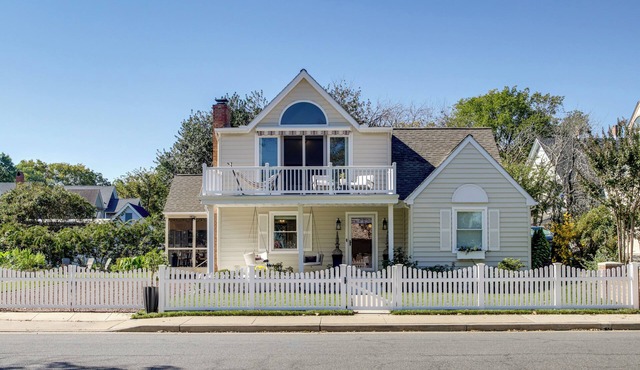Waterfront Retreat w/Fire Pit, Porch & Fresh Eggs