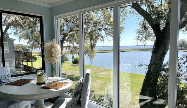 Waterfront Townhome and Amazing Views Winyah Bay