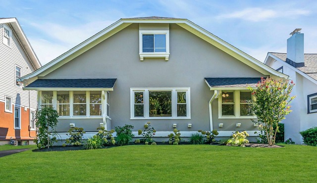 Well-appointed, renovated 4-bedroom house in Asbury Park NJ