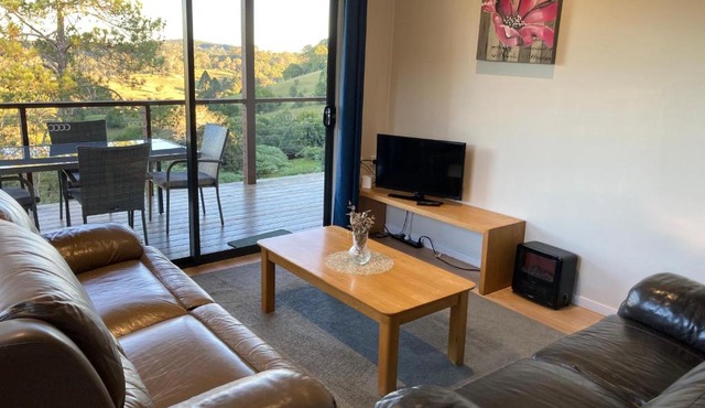 White Cedar Cottage in Booroobin