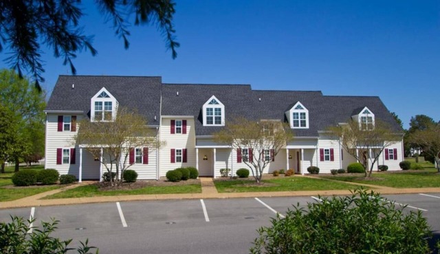 Williamsburg | Historic Park Stay | Pool & Tennis | 2BR