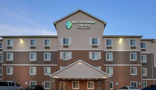 WoodSpring Suites Broken Arrow