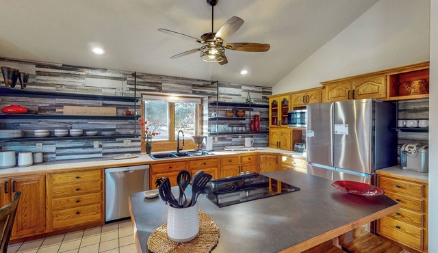 Work & Play! Spacious Lake-View Home in Greeley