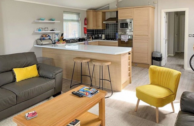 3 bedroom accommodation in Carnforth in Carnforth