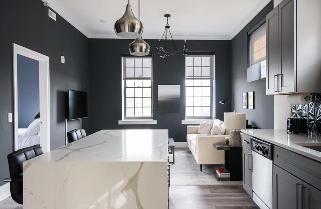 Mins to Downtown, Ballpark, Arch with Free Parking, W&D - Zencity at Bordeaux