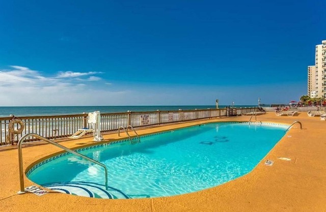Royal Gardens Oceanfront Unit 301