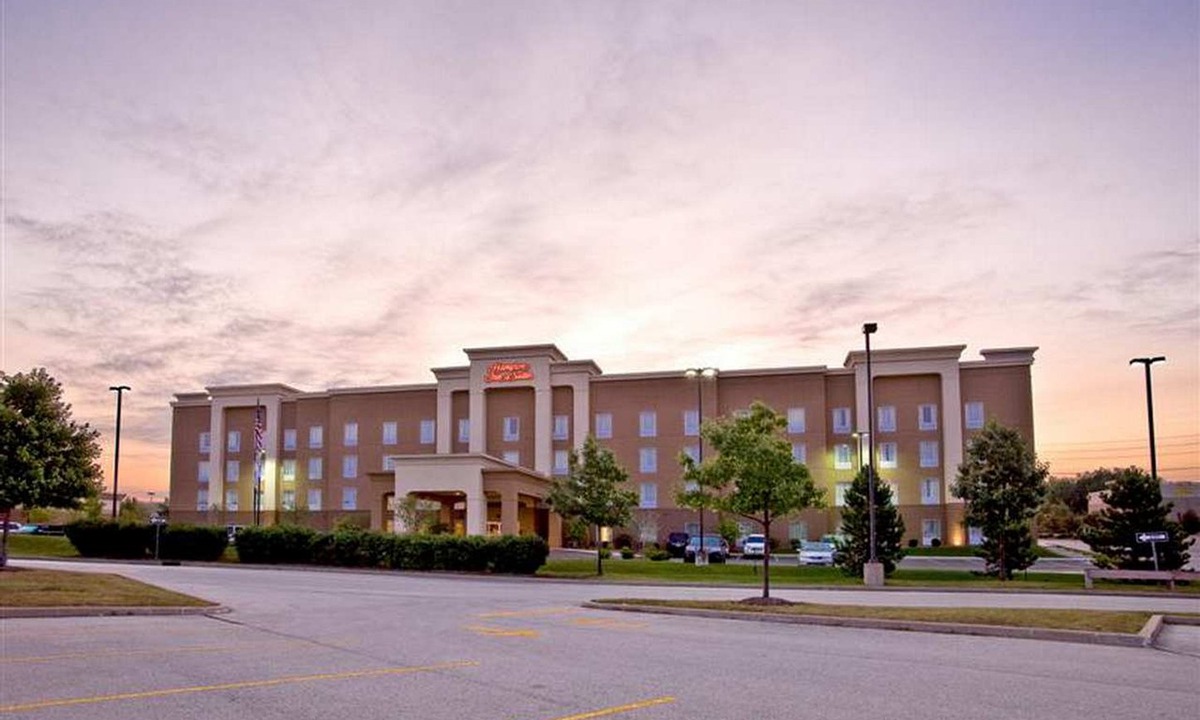 Cedar Rapids Hotel | Hampton Inn & Suites Cedar Rapids