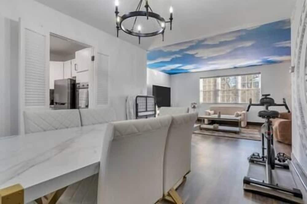 Tuscany - Canterbury Apartment | Roland park Customized Apartment