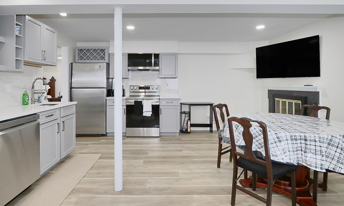 West Springfield House | Cozy 1-bedroom house in West Springfield
