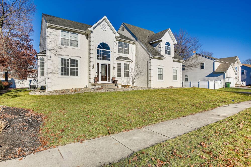 Egg Harbor Township House | Egg Harbor Township Home: 11 Mi to Boardwalks!