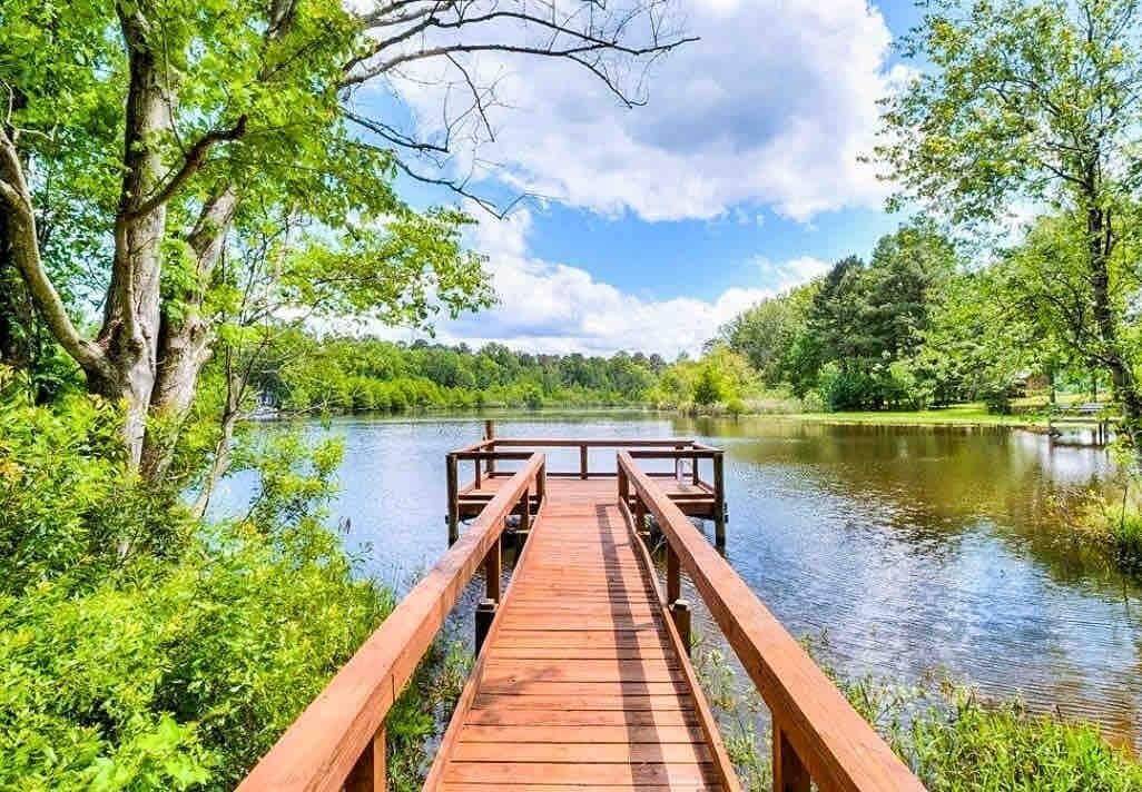 Summerton House | Sweet Marion - Dock + Boat Ramp + Spa + Lakefront