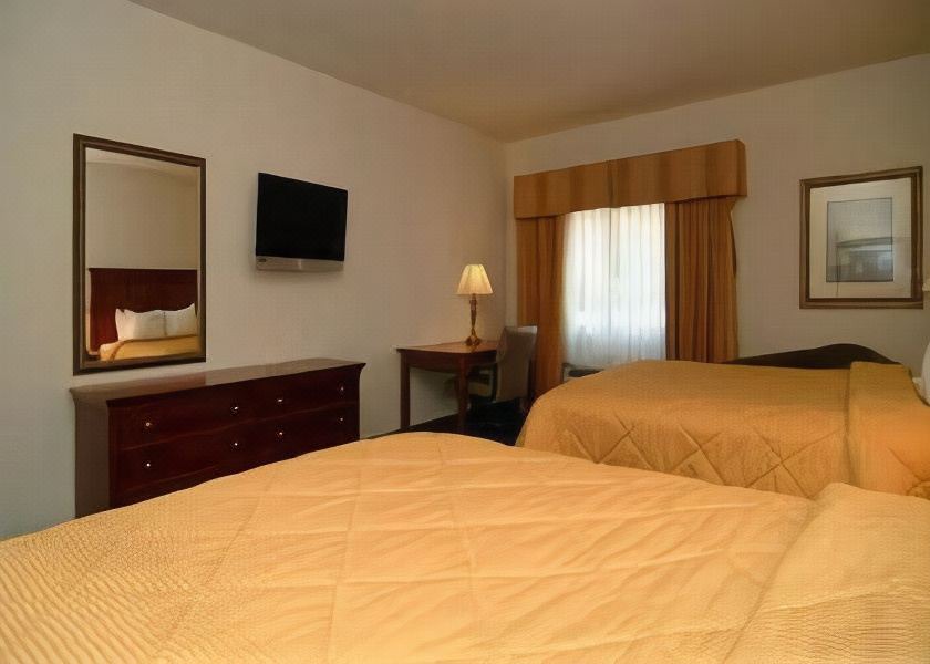 Photo of Bedroom in Quad Cities