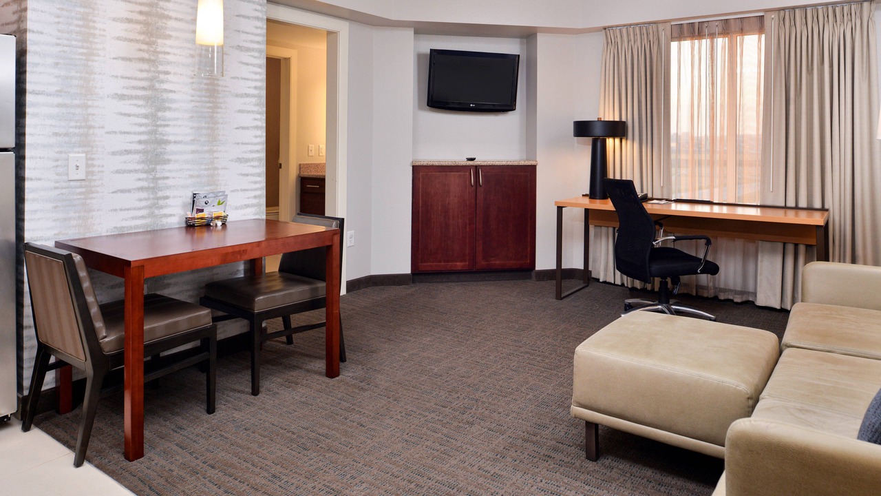 Photo of Livingroom in Coralville