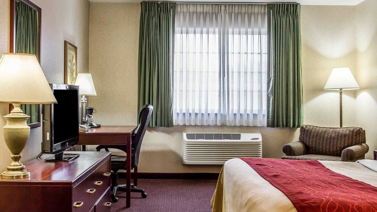 Photo of Bedroom in Fort Madison