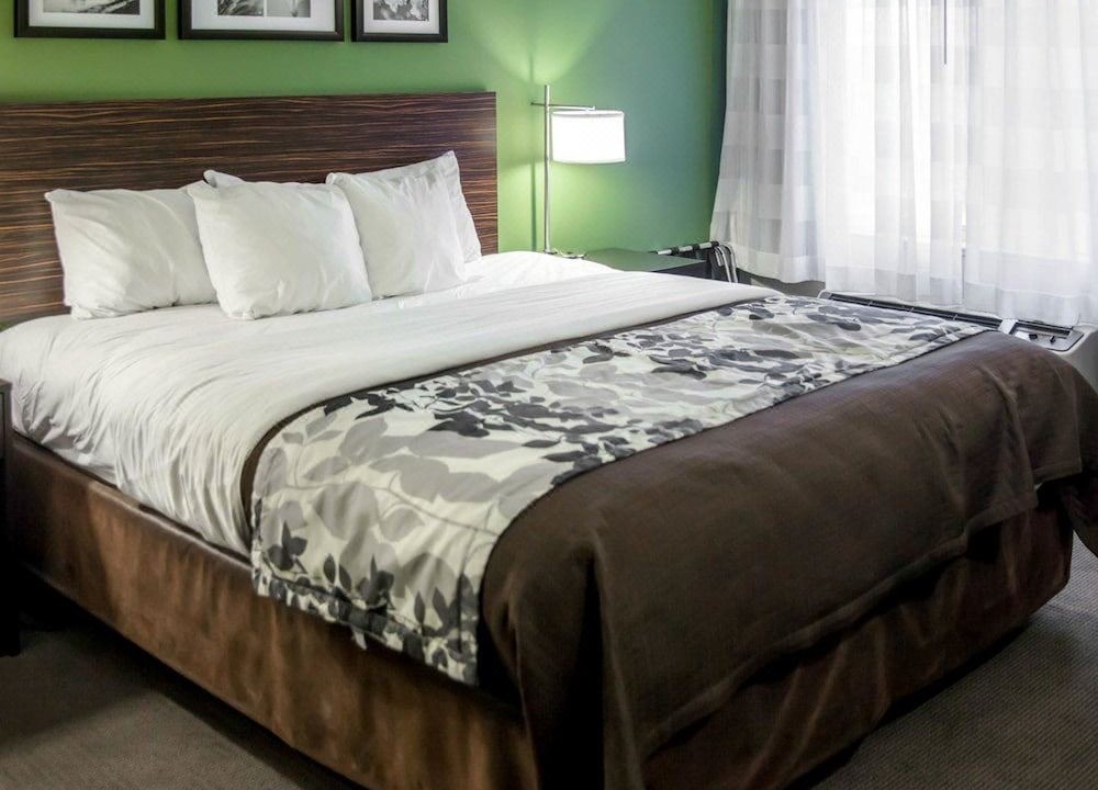 Photo of Bedroom in Edgewood