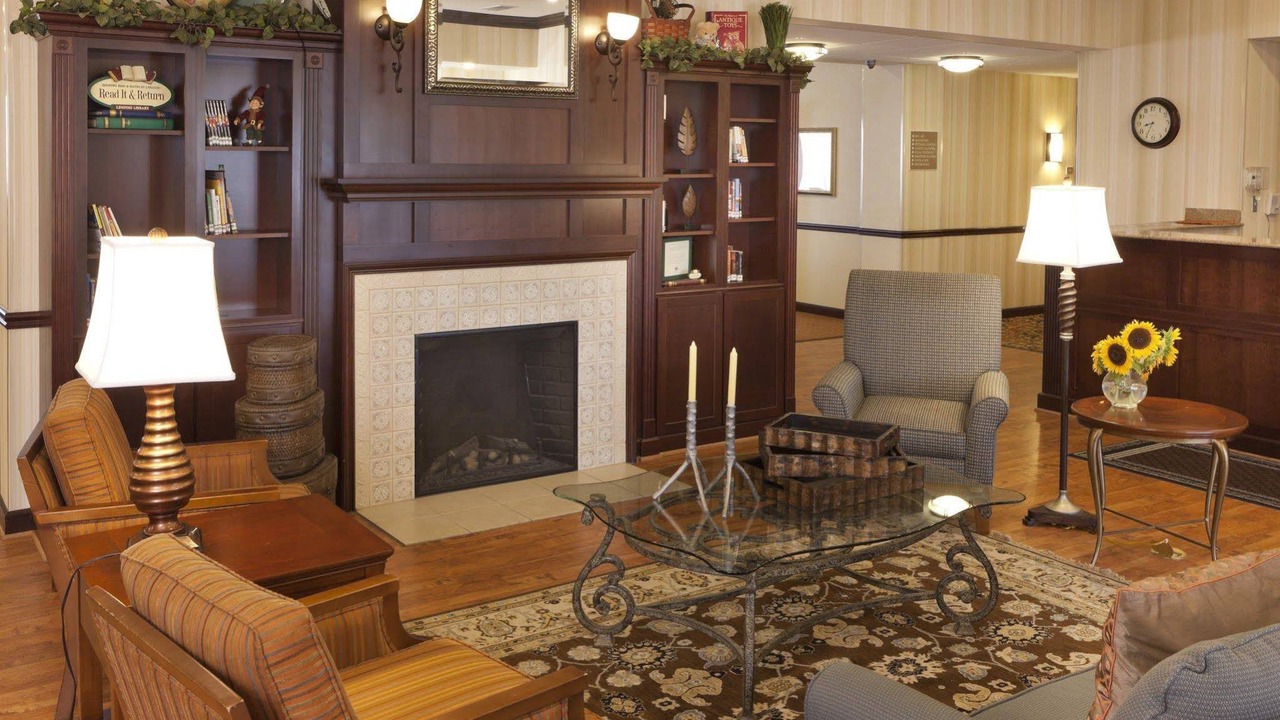 Photo of Livingroom in Rossville
