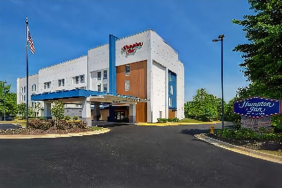 Photo of Buildings in Woodbridge