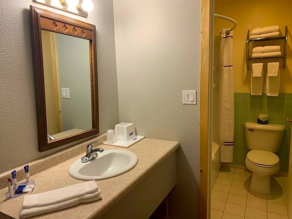 Photo of Bathroom in Pinnacles Entrance Badlands