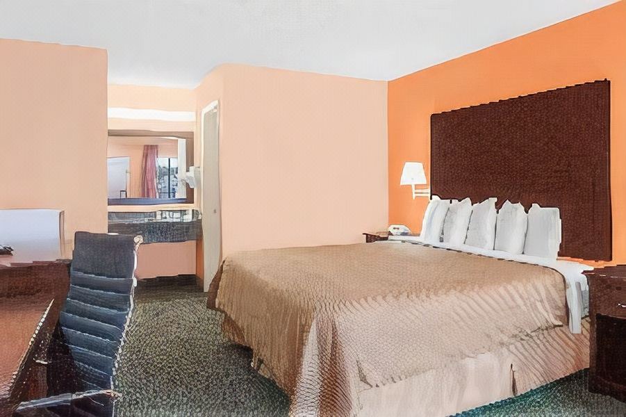 Photo of Bedroom in Moulton