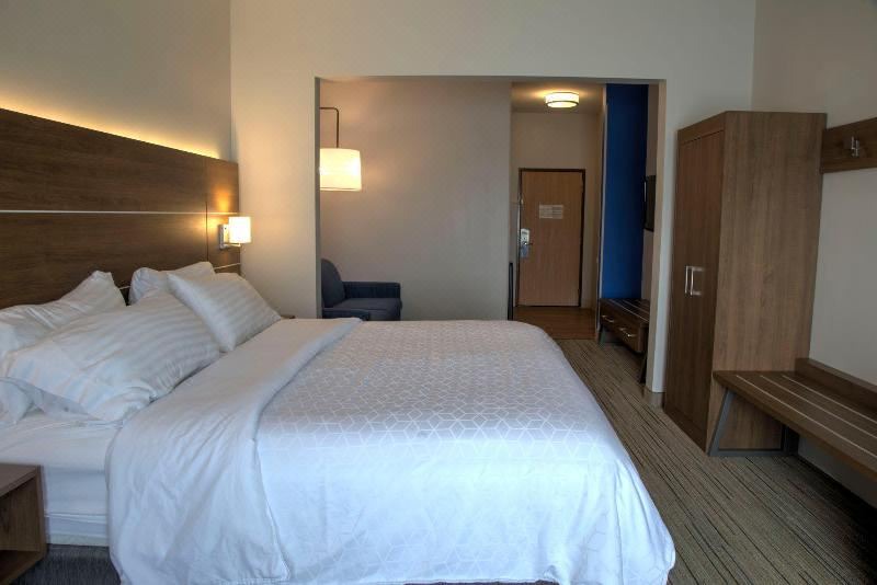 Photo of Bedroom in Rochelle