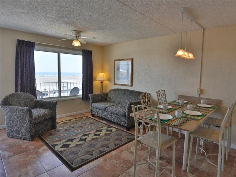Photo of Livingroom in Wildwood