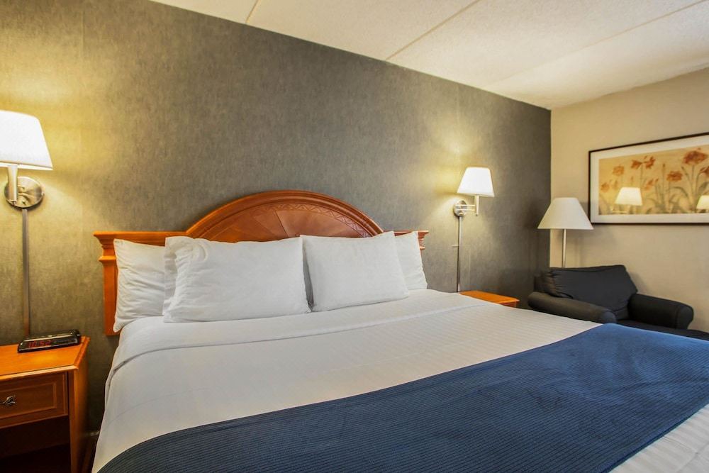 Photo of Bedroom in St. Charles