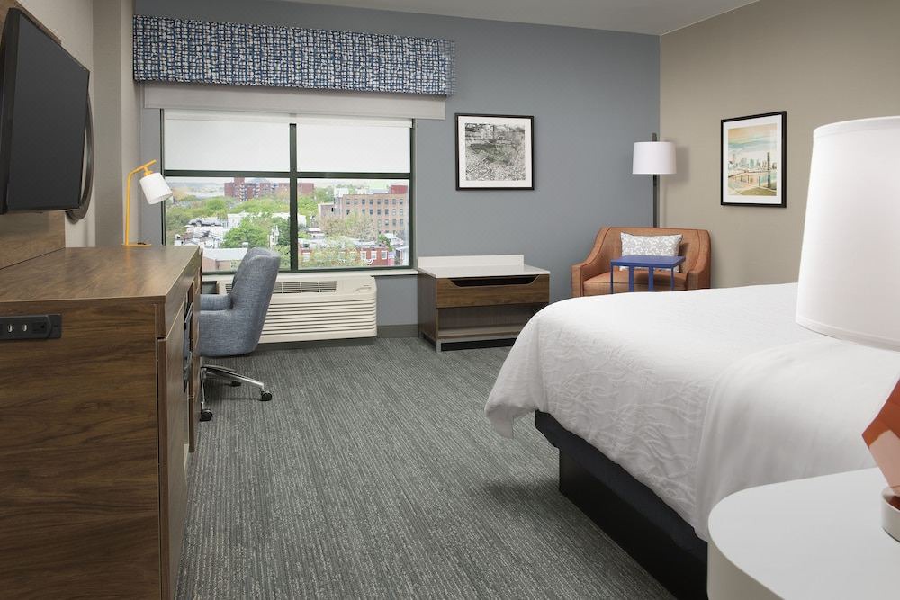 Photo of Bedroom in Downtown West
