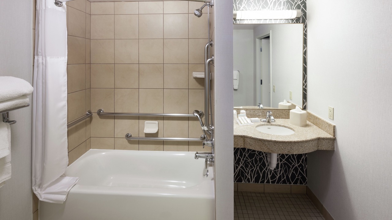 Photo of Bathroom in Lake Forest
