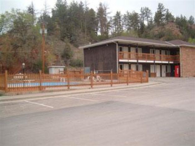 Photo of Buildings in Hot Springs