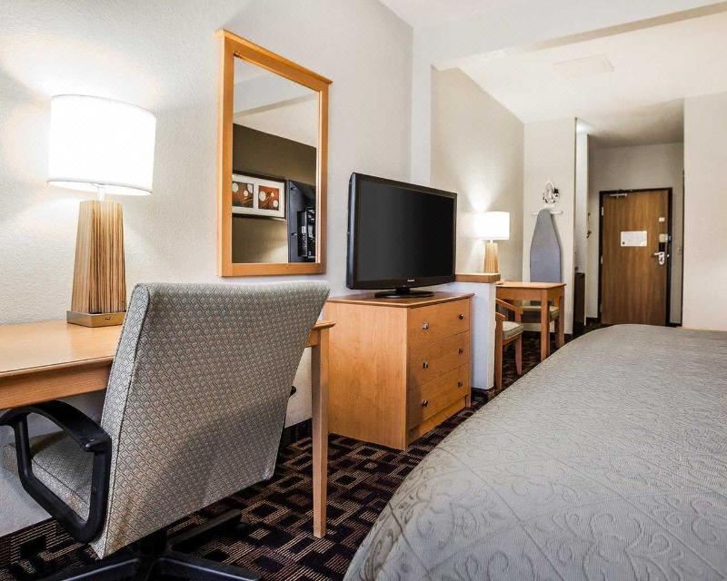 Photo of Bedroom in Indianola