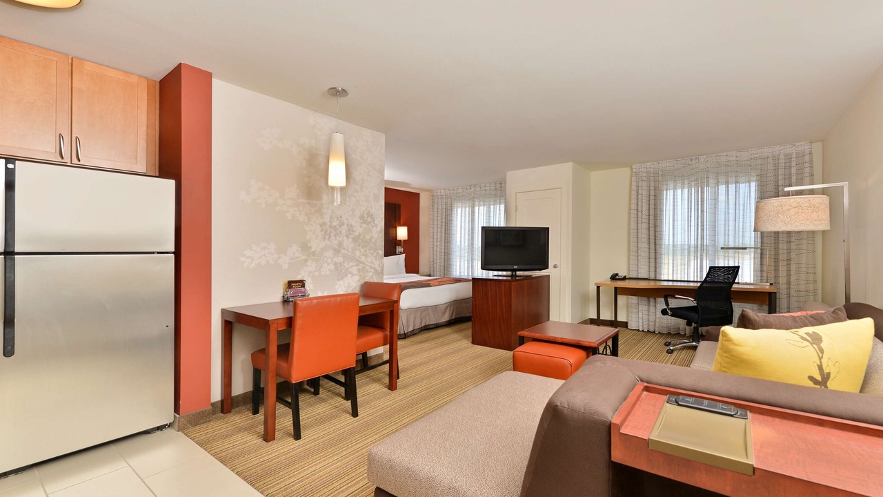 Photo of Livingroom in Coralville