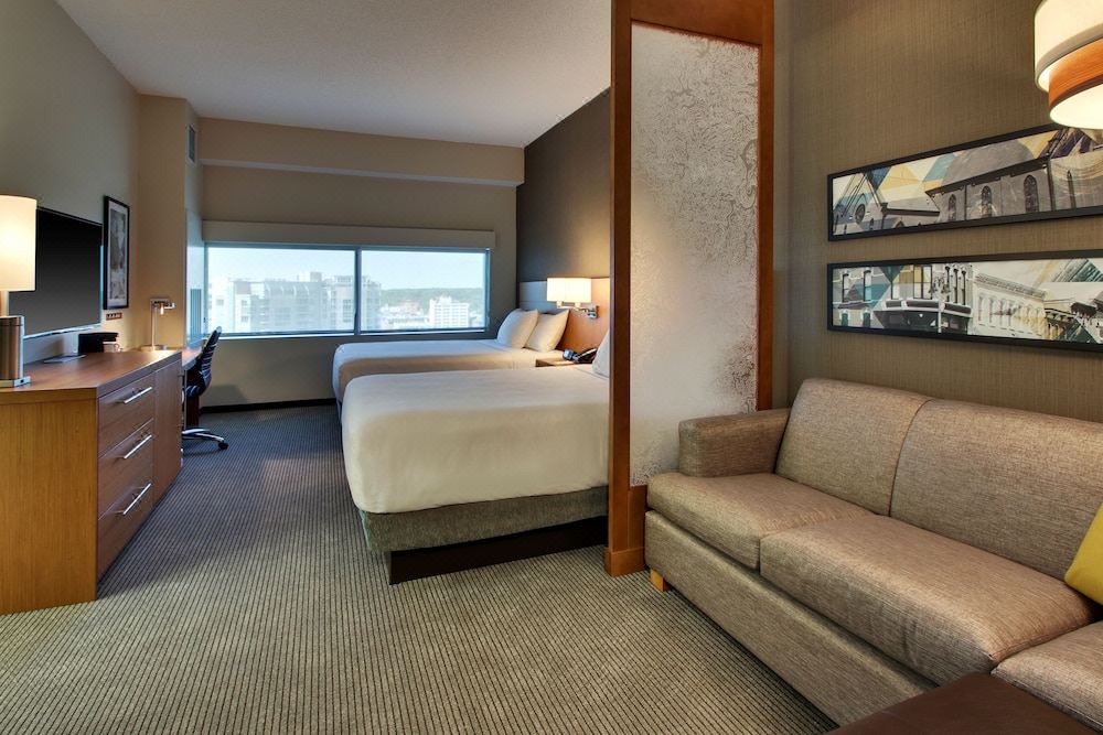 Photo of Livingroom in Iowa City