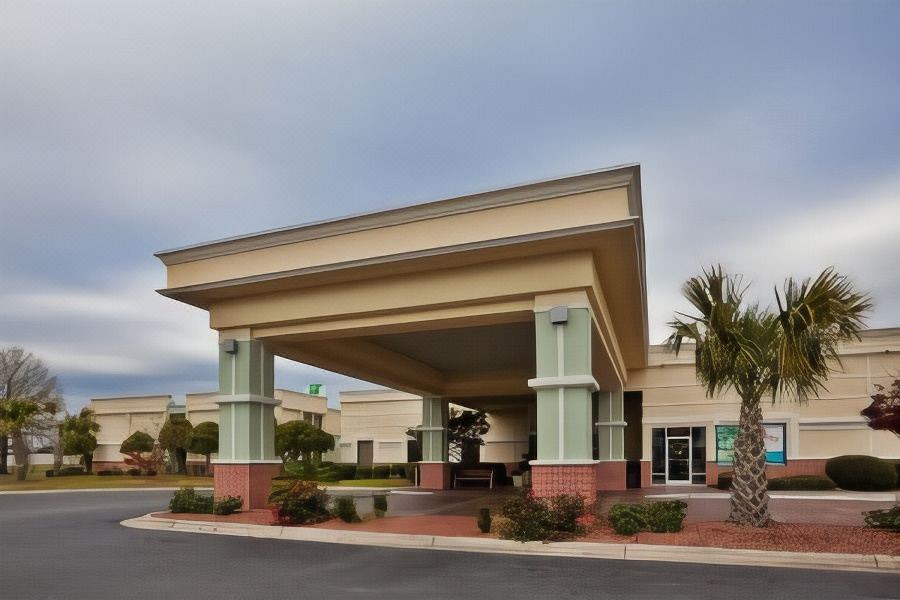 Photo of Buildings in Lumberton