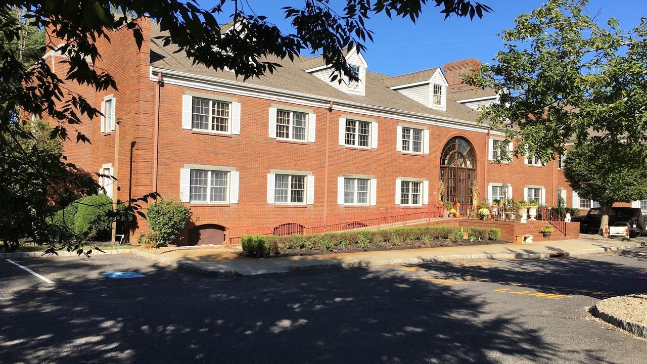 Photo of Buildings in Colts Neck
