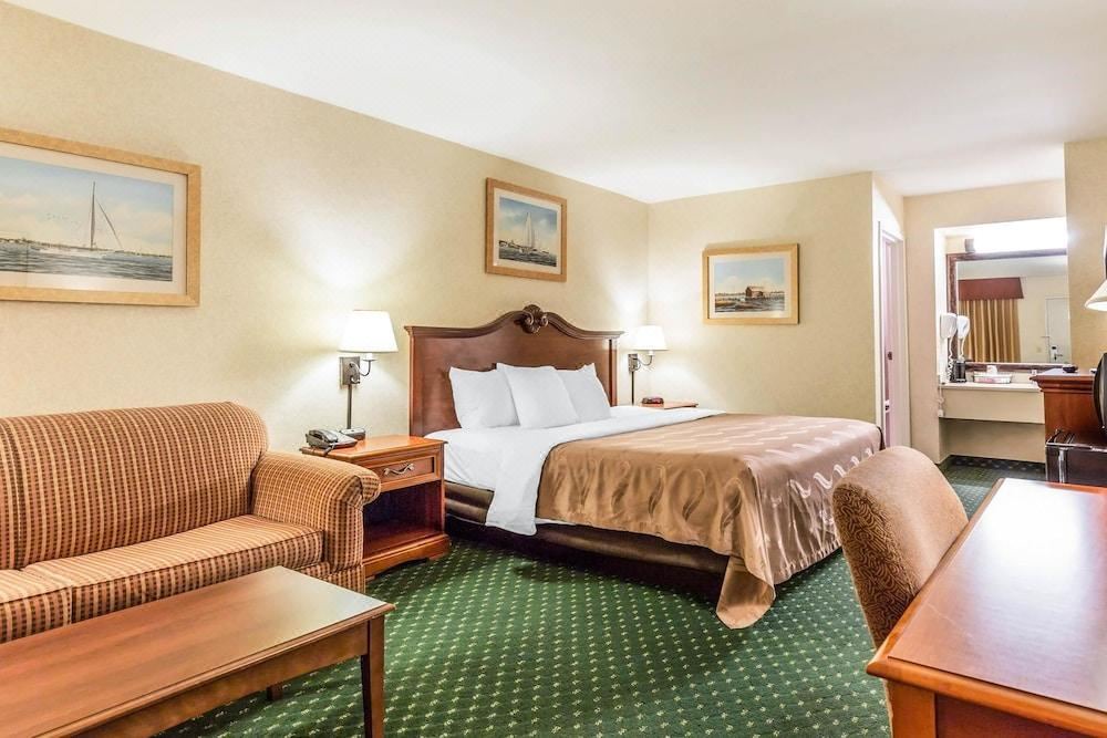 Photo of Bedroom in Easton