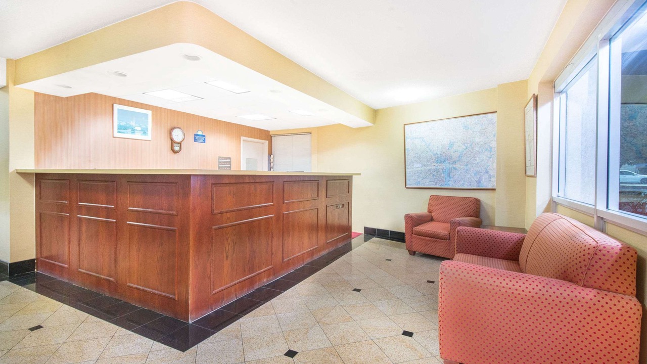 Photo of Livingroom in Arlington Heights