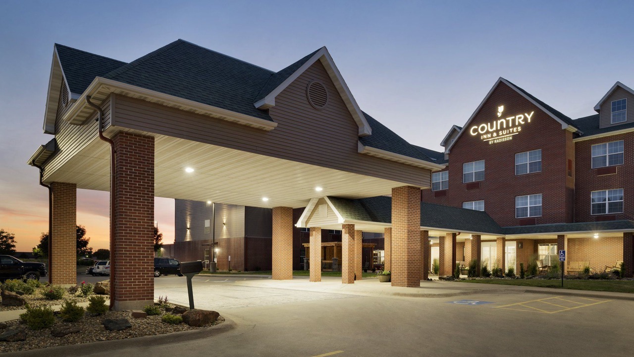 Photo of Buildings in Oakdale