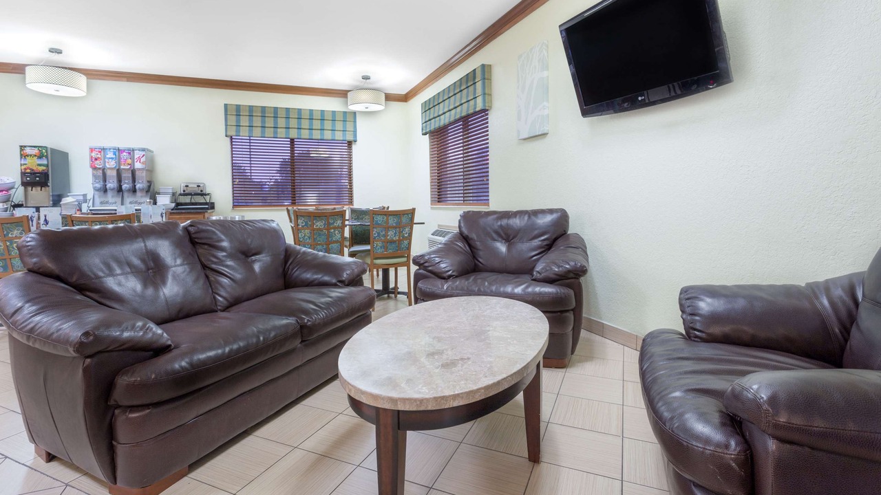 Photo of Livingroom in Waterloo