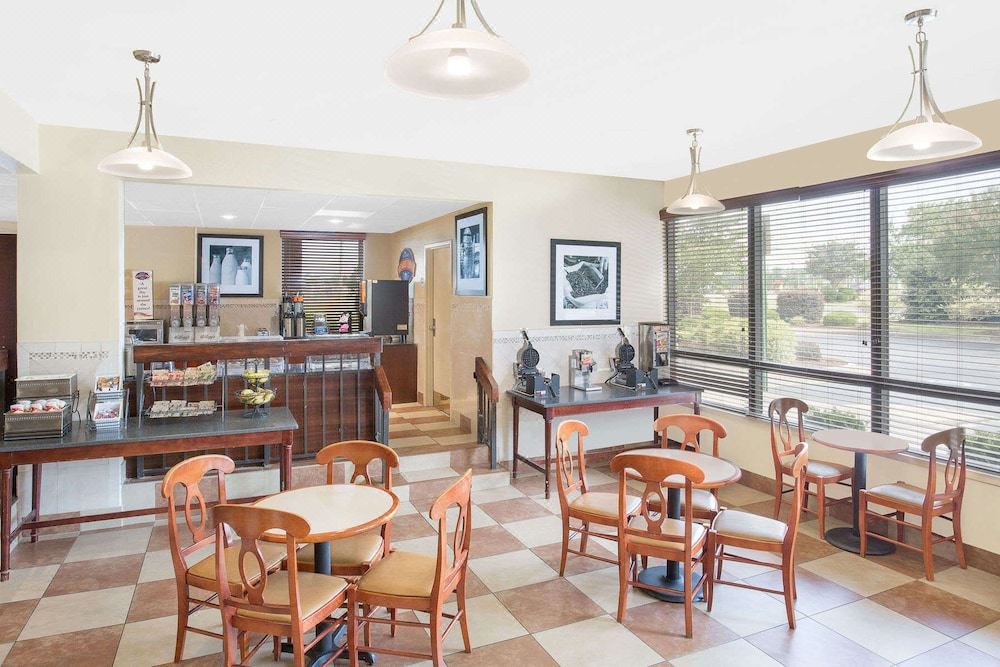 Photo of Livingroom in Terry Sanford