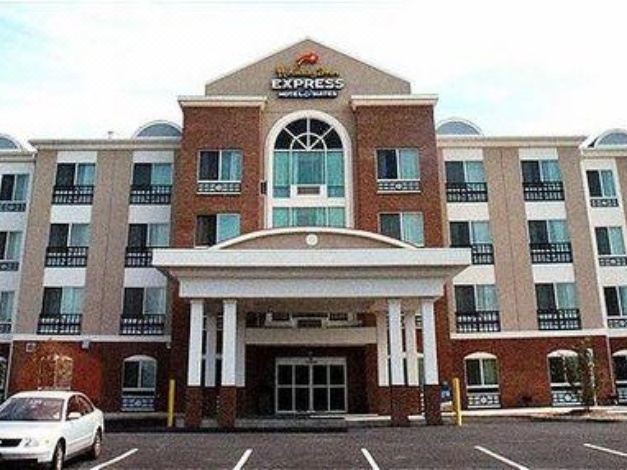 Photo of Buildings in Woodbridge