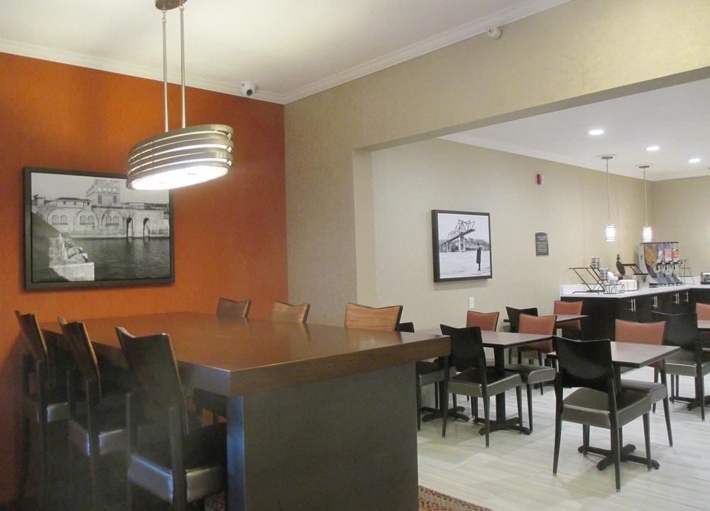 Photo of Livingroom in Muscatine
