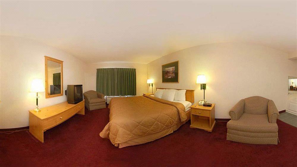 Photo of Bedroom in Owatonna