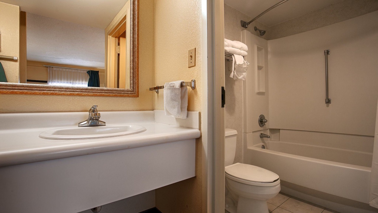 Photo of Bathroom in Kent Narrows