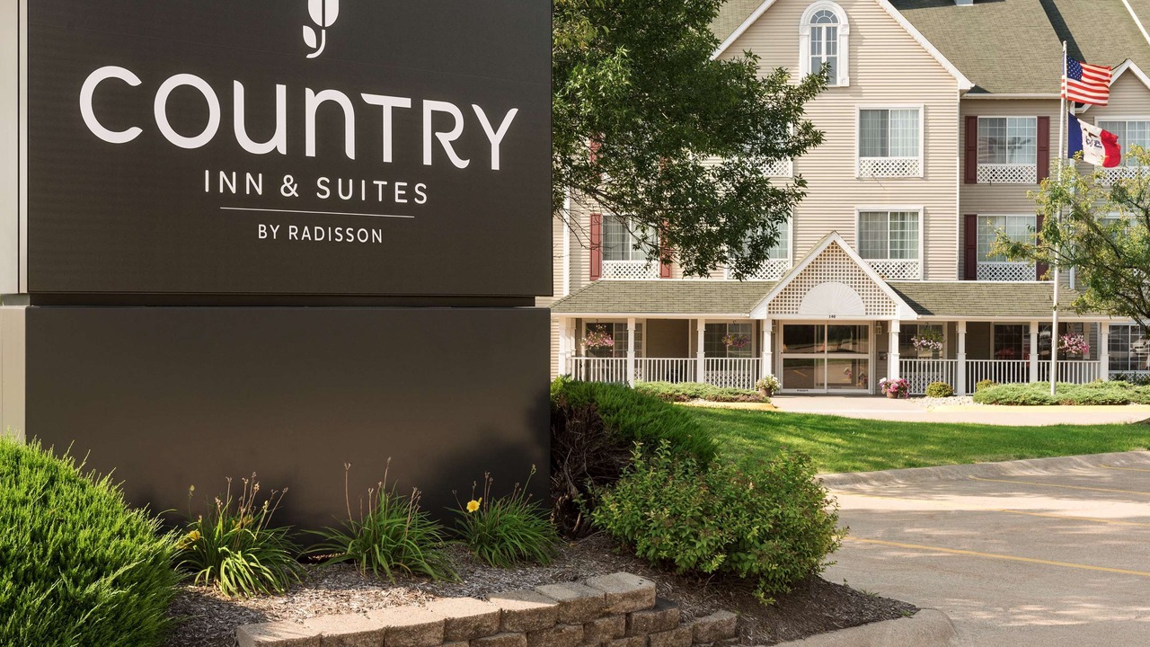 Photo of Buildings in Quad Cities
