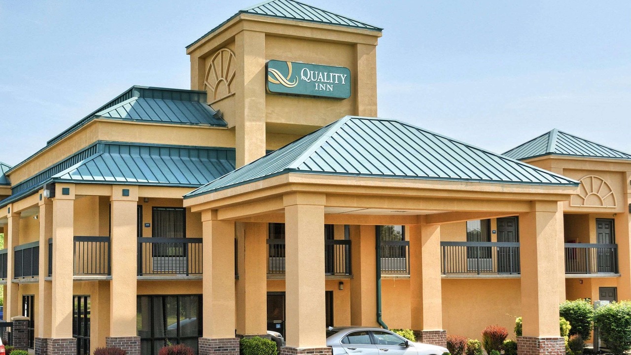 Photo of Buildings in Thornburg