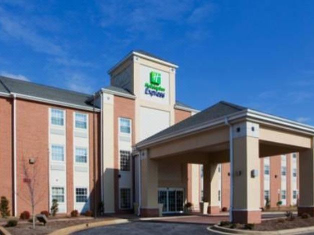 Photo of Buildings in Prince Frederick