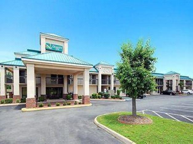 Photo of Buildings in Thornburg