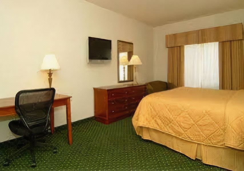 Photo of Bedroom in Quad Cities