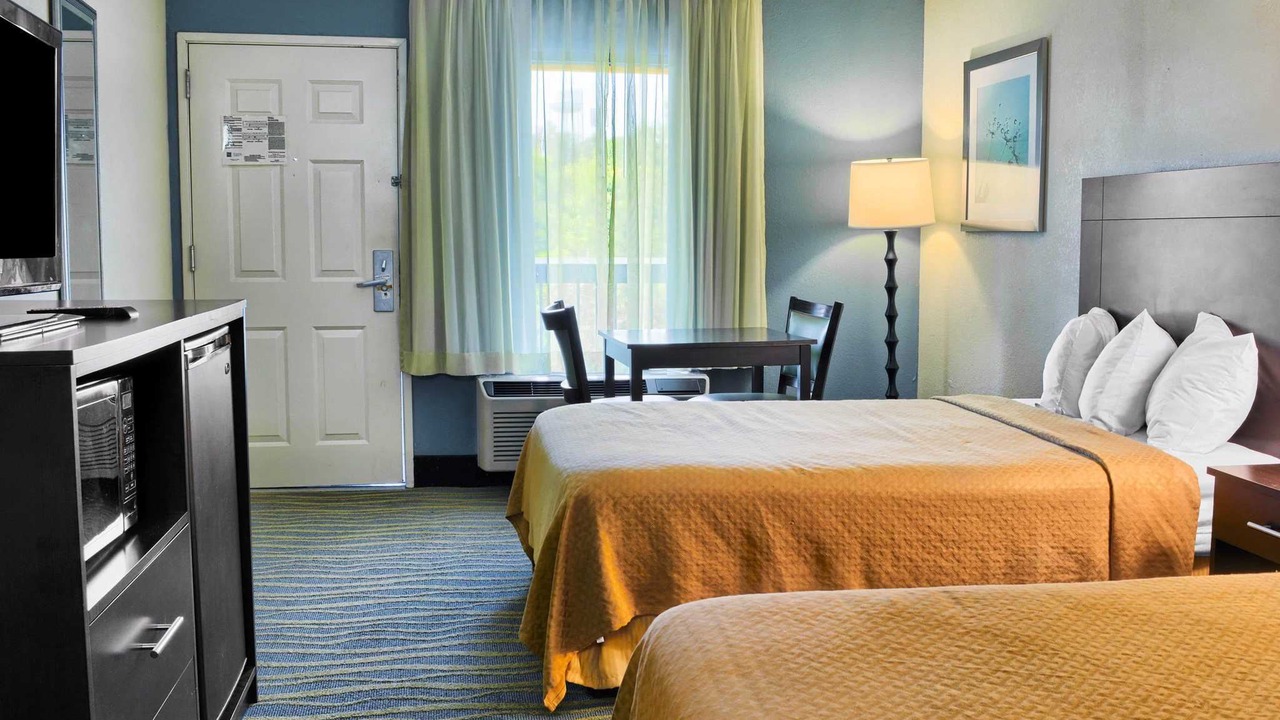 Photo of Bedroom in Thornburg