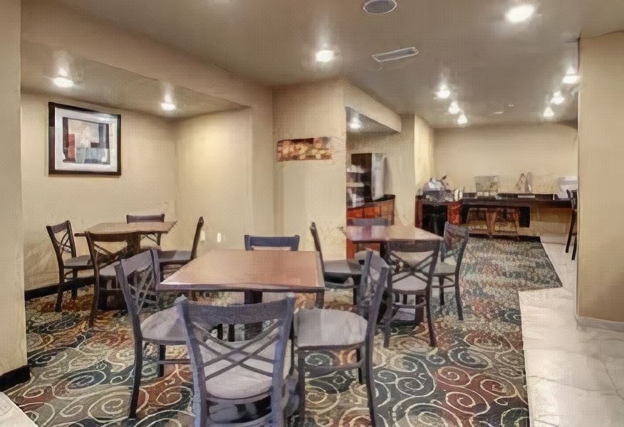 Photo of Livingroom in Waverly